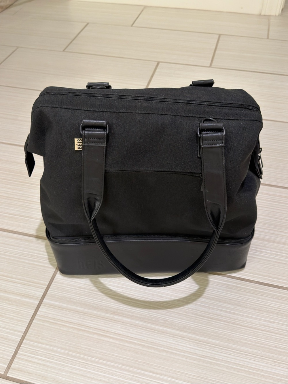 Like New BEIS Mini Weekender Black Convertible Tote. No crossbody strap - Picture 3 of 6